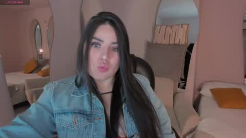  K E N D R A  online show from 04/09/26, 03:17