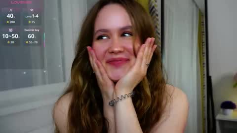 Kira online show from 11/26/25, 08:21