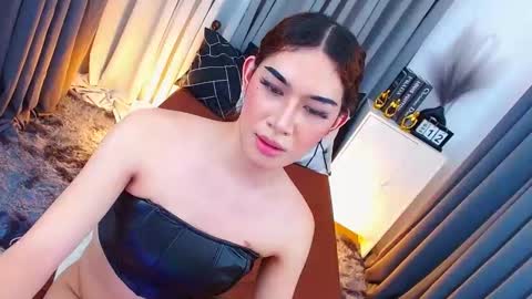 Kendra online show from 02/12/25, 05:37