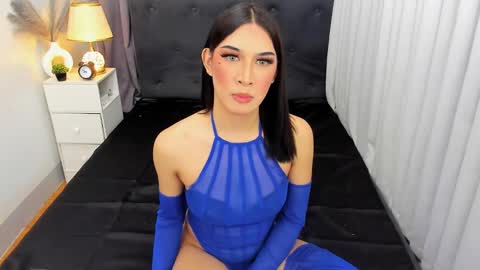 Kendra online show from 02/28/25, 11:25