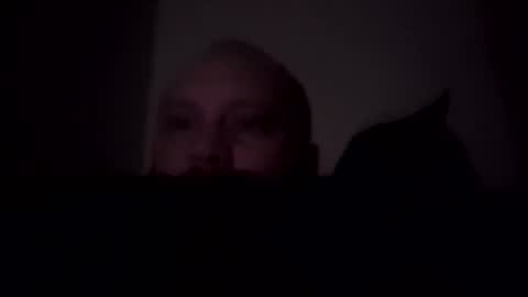 Snapshot of kendralamar77 chatting on 10/26/25, 03:34 T online show from 10/26/25, 03:34