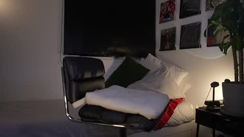 Snapshot of kendrasmithts chatting on 11/07/25, 02:44 Hi Im kendra- onlyfans. isab2896 online show from 11/07/25, 02:44