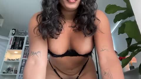 Hi Im kendra- onlyfans. isab2896 online show from 04/27/26, 04:49