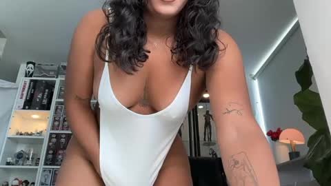 Hi Im kendra- onlyfans. isab2896 online show from 05/09/26, 05:40