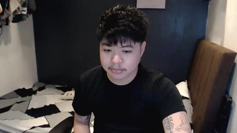 Snapshot of kenhotline911 chatting on 11/20/25, 02:06 ken online show from 11/20/25, 02:06