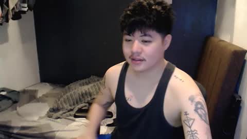 Snapshot of kenhotline911 chatting on 11/26/25, 02:51 ken online show from 11/26/25, 02:51