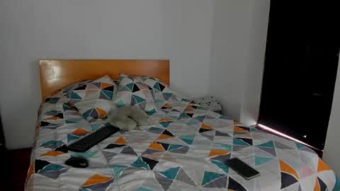 Snapshot of keniia_riizz chatting on 02/16/26, 07:32 Kenia online show from 02/16/26, 07:32