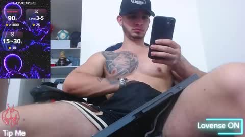 Snapshot of kenn_blake1 chatting on 03/05/26, 06:26 blake online show from 03/05/26, 06:26