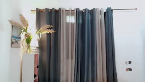 kennaxx69 online show from 11/17/25, 01:00