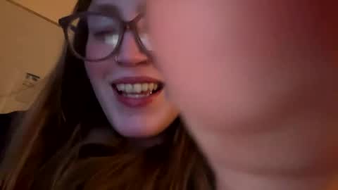 Kennedi online show from 02/12/25, 08:59