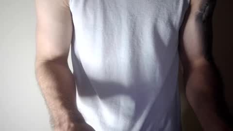 Snapshot of kennerfox77 chatting on 02/10/25, 05:47 Kennfox777 online show from 02/10/25, 05:47