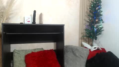 Snapshot of kennethcodyy chatting on 12/20/25, 11:06 kennethcodyy online show from 12/20/25, 11:06