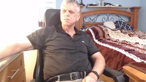 Snapshot of kent_ham chatting on 03/01/25, 01:43 kent_ham online show from 03/01/25, 01:43