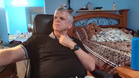 Snapshot of kent_ham chatting on 10/24/25, 01:57 kent_ham online show from 10/24/25, 01:57