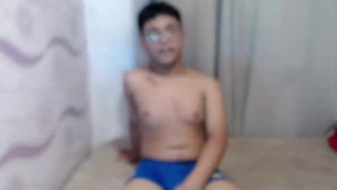 Snapshot of kenth_toyxxx chatting on 05/10/26, 08:30 kentoy online show from 05/10/26, 08:30
