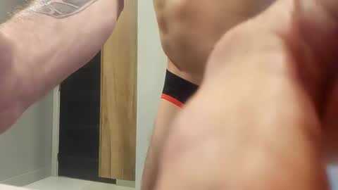 Snapshot of kenw34 chatting on 12/15/24, 03:53 kenw34 online show from 12/15/24, 03:53