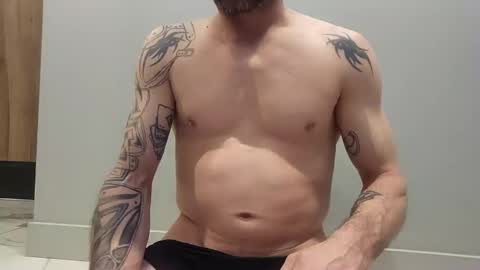 Snapshot of kenw34 chatting on 02/01/25, 07:34 kenw34 online show from 02/01/25, 07:34