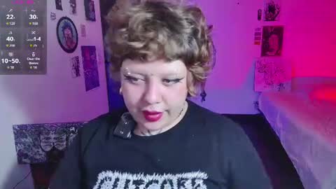 Kenzie online show from 06/19/26, 07:56