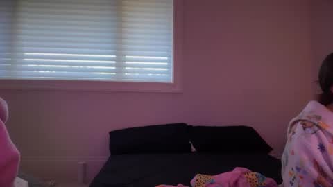 Snapshot of kenziesmithh chatting on 09/22/25, 08:11 kenziesmithh online show from 09/22/25, 08:11