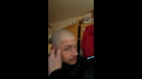 Snapshot of keramikha chatting on 12/14/25, 08:09 keramikha online show from 12/14/25, 08:09