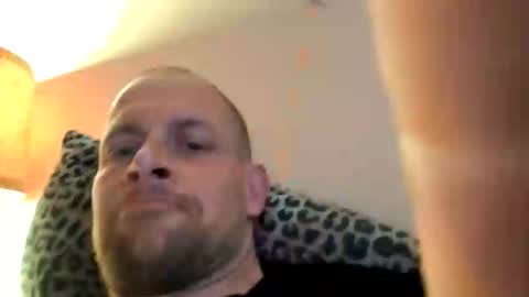 Snapshot of keramikha chatting on 04/17/26, 04:15 keramikha online show from 04/17/26, 04:15