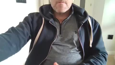 Snapshot of kermitgp3 chatting on 12/21/25, 12:56 Anton online show from 12/21/25, 12:56