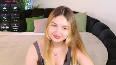 Snapshot of kerry_mell chatting on 05/02/26, 12:32 kerry_mell online show from 05/02/26, 12:32