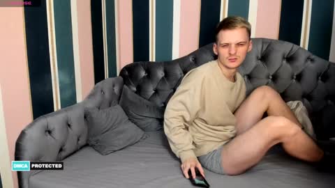 Snapshot of kerry_niki chatting on 01/24/25, 04:48 kerry_niki online show from 01/24/25, 04:48