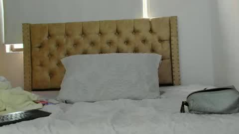 Kery Hillson online show from 09/14/25, 02:16