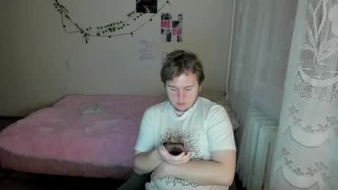 kesh_mne online show from 04/26/26, 05:43