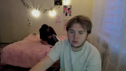 kesh_mne online show from 04/30/26, 04:46