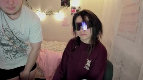 kesh_mne online show from 05/01/26, 07:29