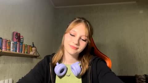 Snapshot of kesharegen chatting on 04/04/26, 05:10 Kate online show from 04/04/26, 05:10