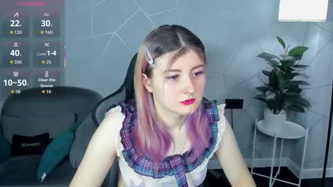 Snapshot of keta_haa chatting on 12/17/25, 01:00 Keta online show from 12/17/25, 01:00