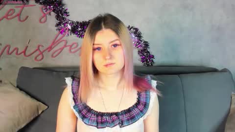 Snapshot of keta_haa chatting on 12/22/25, 01:02 Keta online show from 12/22/25, 01:02