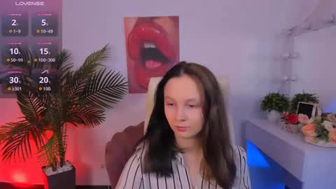 Snapshot of ketrin_n_ chatting on 03/06/25, 10:09 Ketrin online show from 03/06/25, 10:09