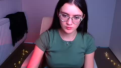 Snapshot of ketrin_pirsss chatting on 12/21/24, 01:26 Ketrin online show from 12/21/24, 01:26