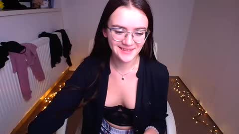 Snapshot of ketrin_pirsss chatting on 01/30/25, 02:38 Ketrin online show from 01/30/25, 02:38