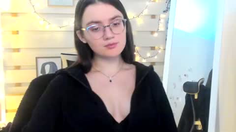 Snapshot of ketrin_pirsss chatting on 11/25/25, 08:31 Ketrin online show from 11/25/25, 08:31