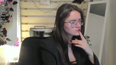 Snapshot of ketrin_pirsss chatting on 03/12/26, 06:41 Ketrin online show from 03/12/26, 06:41