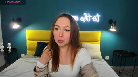 Snapshot of ketrinwhite chatting on 04/30/26, 01:23 KatrinaKetrin online show from 04/30/26, 01:23