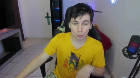 Snapshot of kevin873s chatting on 11/10/25, 11:26 Kevin online show from 11/10/25, 11:26