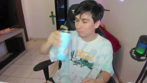 Snapshot of kevin873s chatting on 11/14/25, 11:24 Kevin online show from 11/14/25, 11:24