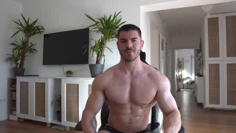 Snapshot of kevinandresxx chatting on 02/10/25, 12:50 Kevin online show from 02/10/25, 12:50