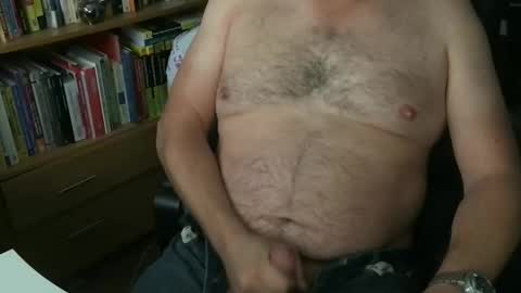 Snapshot of kevinlawl chatting on 09/27/25, 02:11 KevRoss online show from 09/27/25, 02:11
