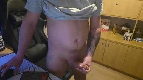 Snapshot of kevinnlovely95 chatting on 02/03/26, 10:15 Kevinn online show from 02/03/26, 10:15