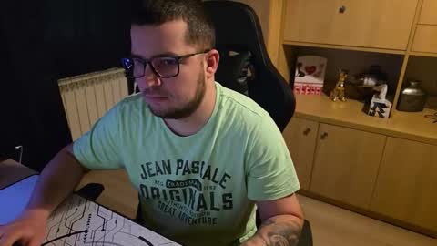 Kevinn online show from 02/09/26, 07:34