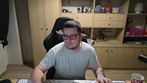 Snapshot of kevinnlovely95 chatting on 03/12/26, 08:59 Kevinn online show from 03/12/26, 08:59