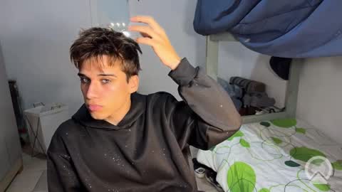 Snapshot of kevinonly43 chatting on 04/03/26, 12:14 kevonly online show from 04/03/26, 12:14