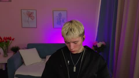 Snapshot of kevinparke chatting on 04/03/26, 09:18 Kevin online show from 04/03/26, 09:18